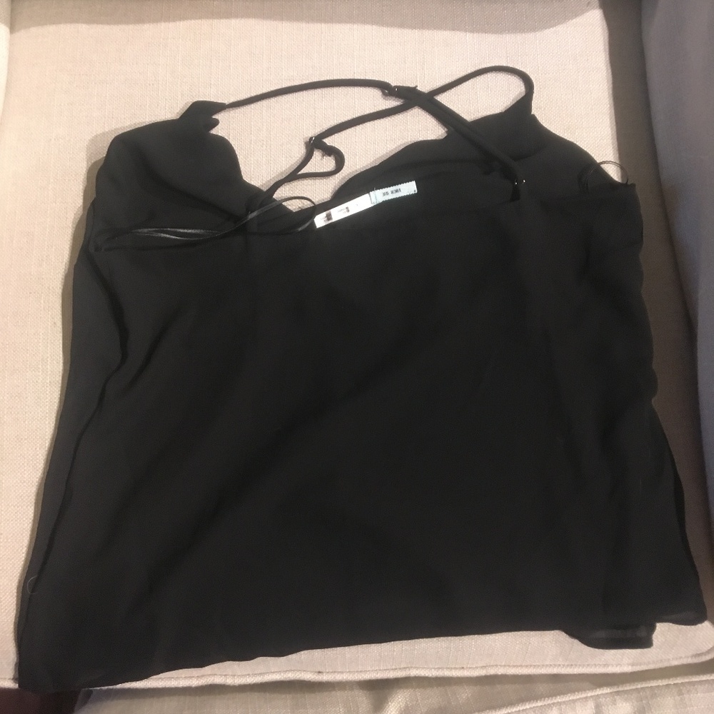 Kimchi Blue scallop neck flowy cami